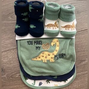 Bibs and Sock set